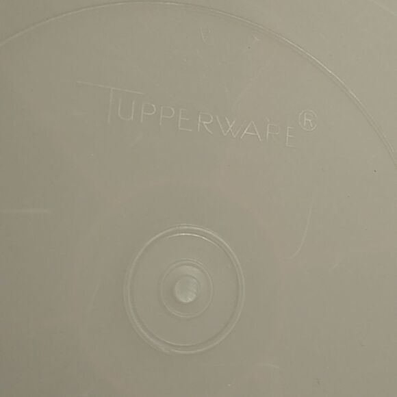 Vintage Tupperware Veggie Party Platter Red and Pink Circular Cottagecore - Picture 2 of 8